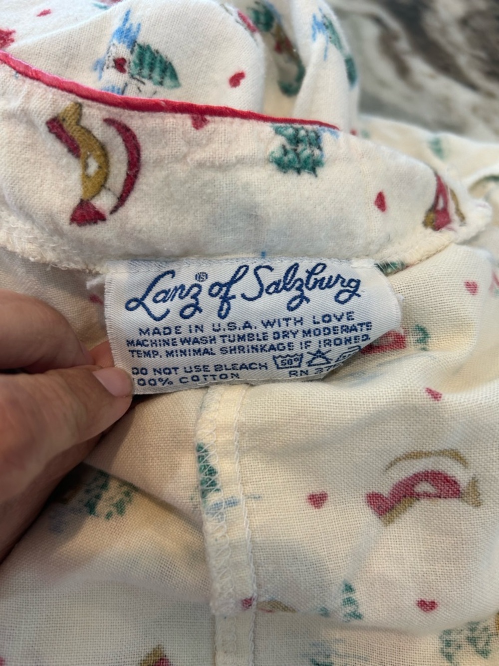 Lanz of Salzburg Holiday-Print Women's Nightgown no size tag L GUC - Picture 2 of 6